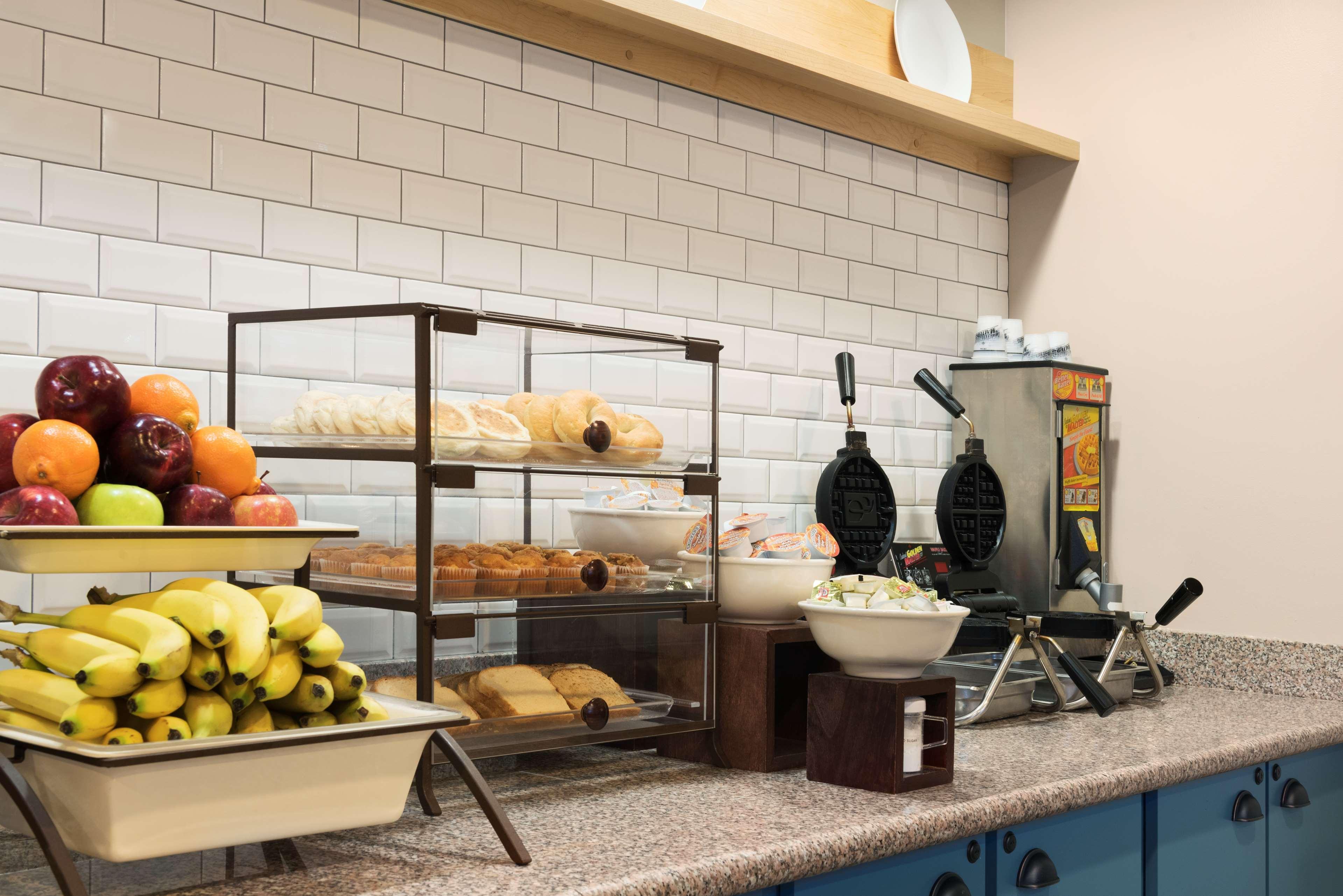 Comfort Inn & Suites St Paul Northeast Vadnais Heights Екстер'єр фото