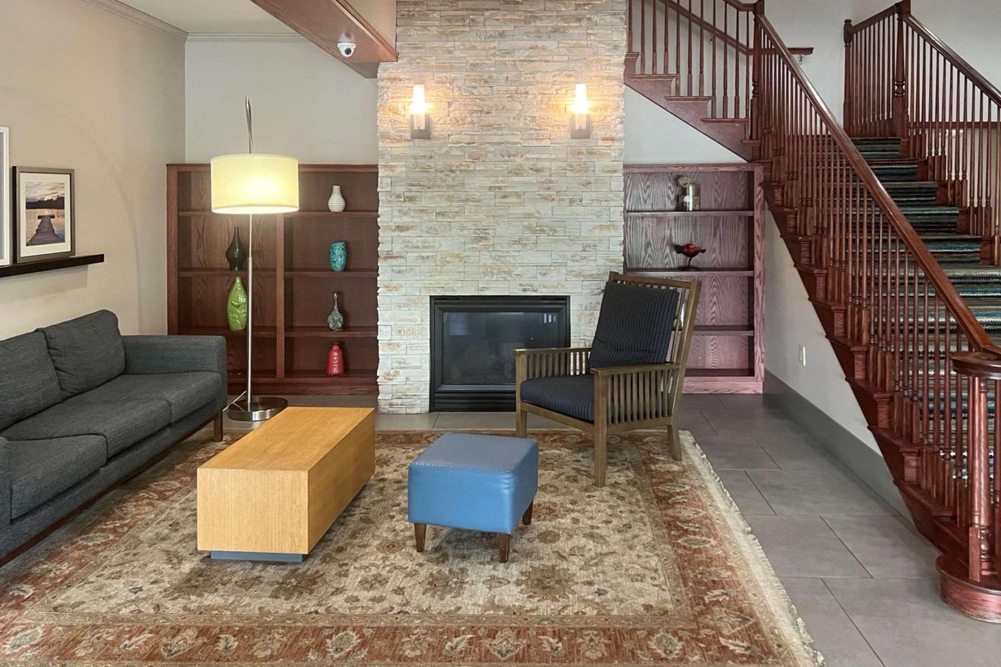 Comfort Inn & Suites St Paul Northeast Vadnais Heights Екстер'єр фото