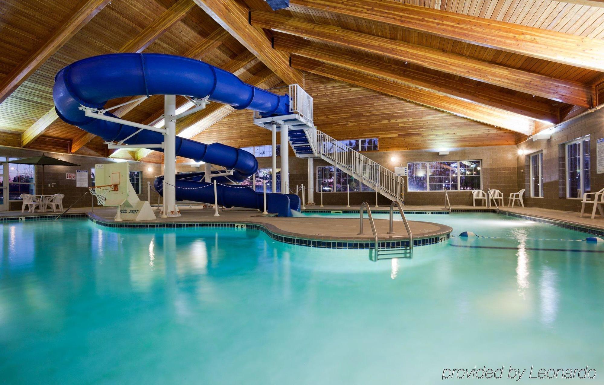 Comfort Inn & Suites St Paul Northeast Vadnais Heights Екстер'єр фото