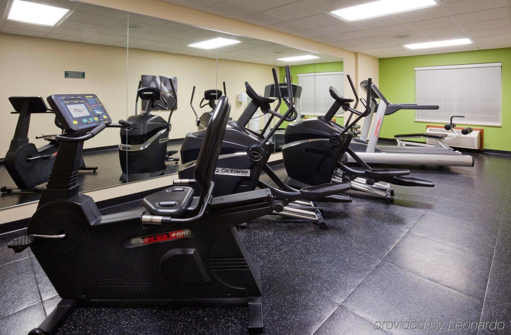 Comfort Inn & Suites St Paul Northeast Vadnais Heights Екстер'єр фото